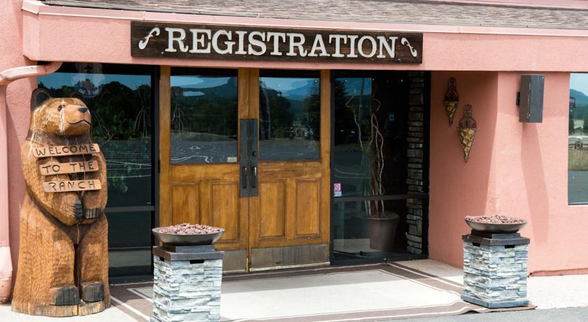 Mountain Ranch Resort At Beacon Hill Williams Extérieur photo
